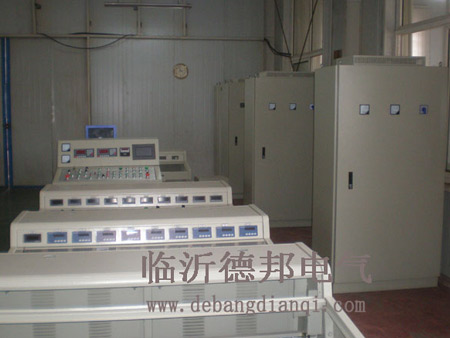 PLC、觸摸屏控制系統(tǒng)212